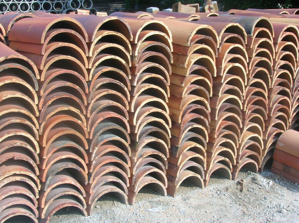 Half round pipes